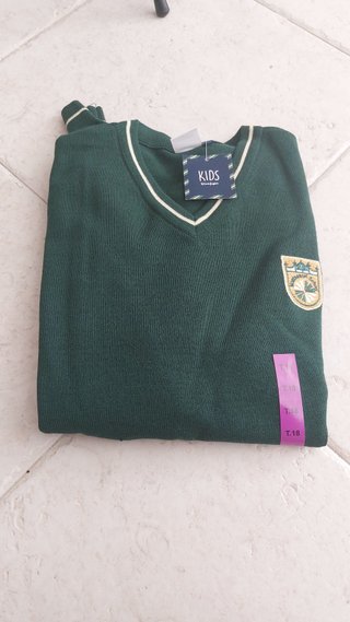 ROPA COLEGIO MONTESSORI ALPEDRETE
