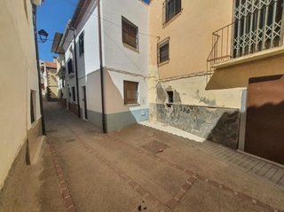 Chalet en venta en Guadix