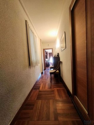 Piso en venta en Plaza España - Villa Pilar - Reyes Católicos - Vadillos en Burgos