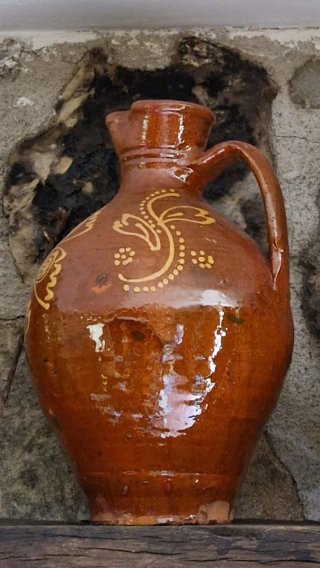 Cántaro o jarra de barro vidriado