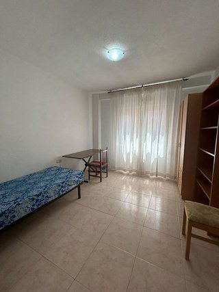 Piso en alquiler en Camino de Ronda - Rosaleda en Granada