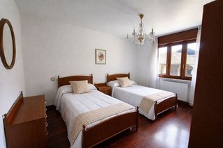 Chalet en venta en Tineo