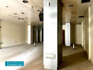 Local comercial en venta en Camino Viejo de Málaga en Vélez-Málaga