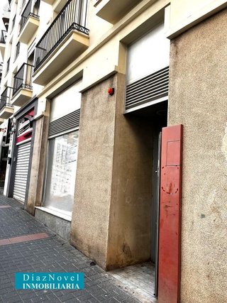 Local comercial en venta en Camino Viejo de Málaga en Vélez-Málaga