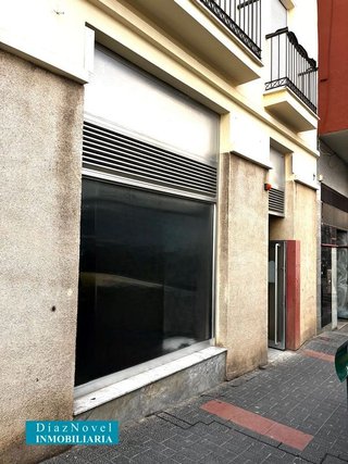 Local comercial en venta en Camino Viejo de Málaga en Vélez-Málaga
