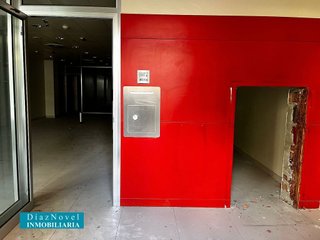 Local comercial en venta en Camino Viejo de Málaga en Vélez-Málaga