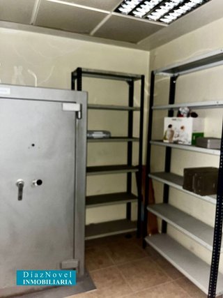 Local comercial en venta en Camino Viejo de Málaga en Vélez-Málaga