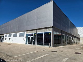 Nave industrial en alquiler en Alcolea en Córdoba