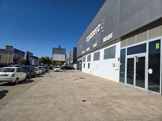Nave industrial en alquiler en Alcolea en Córdoba