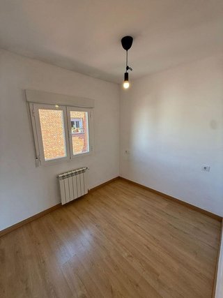 Piso en alquiler en Lucero en Madrid