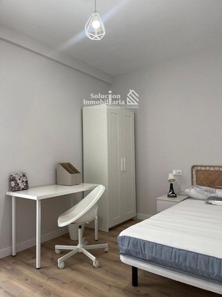 Piso en alquiler en Hospitales - Campus en Salamanca