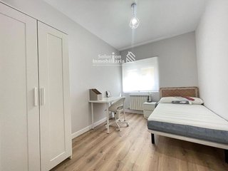 Piso en alquiler en Hospitales - Campus en Salamanca