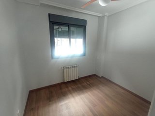 Piso en alquiler en Moscardó en Madrid