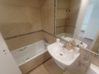 Piso en alquiler en Moscardó en Madrid