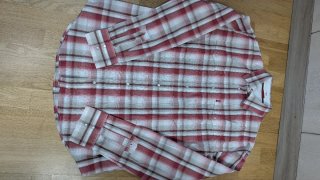 Camisa Levi's cuadros roja y beige