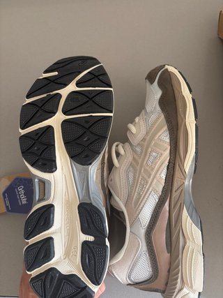 Zapatillas Asics Beige/Marrón Talla 45