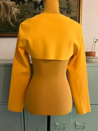 & Other Stories – Fitted Bolero – Mustard Yellow