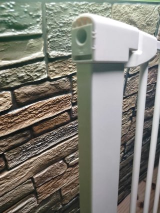Munchkin MAXI-SECURE Puerta de seguridad 76-82 cm