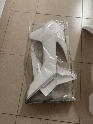 Tapas radiador KTM EXC blancas