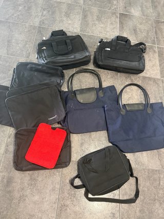Lote fundas y maletines portátiles