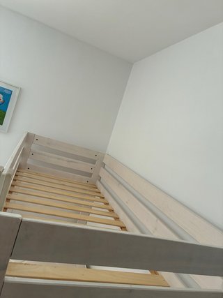 Litera triple madera con nido + un colchón
