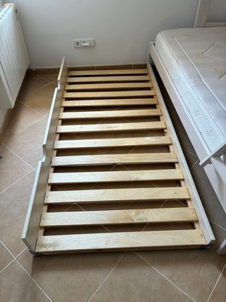 Litera triple madera con nido + un colchón