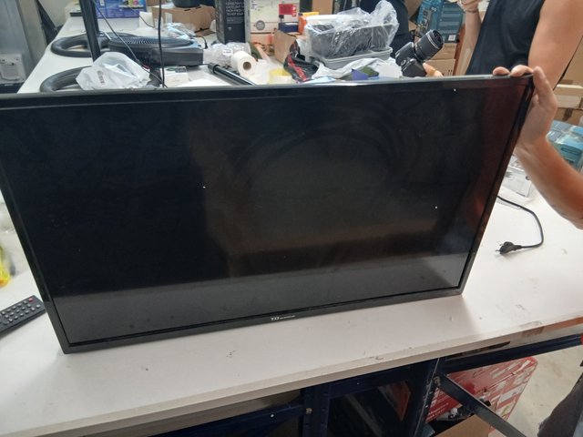 TD Systems TV 32-40 LED HD/FHD Funciona