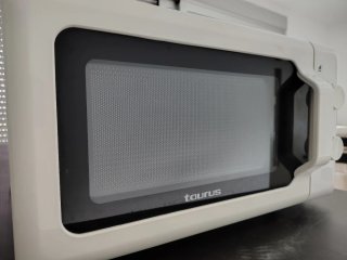 Microondas Taurus Ready 700W