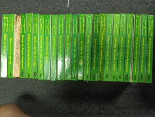23 libros Alfred Hitchcock y los 3 investigadores