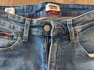 Pantalón Pirata Vaquero Tommy Jeans Hombre