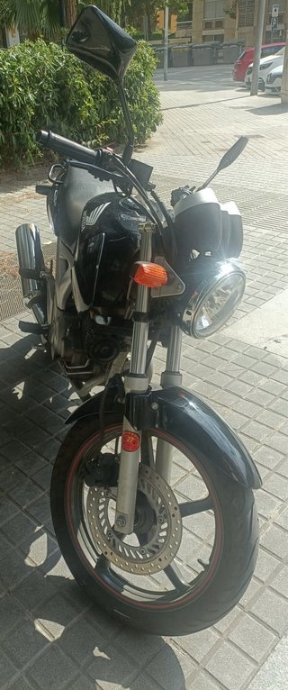 Honda CBF 250 Negra