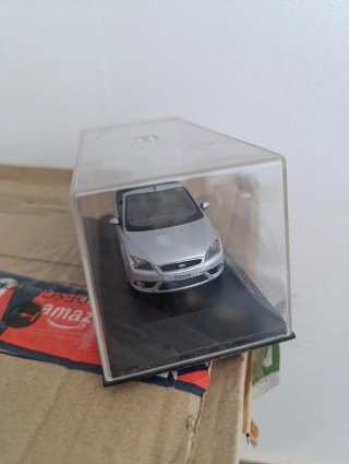 Ford Focus Coupé-Cabriolet 1/43 Minichamps