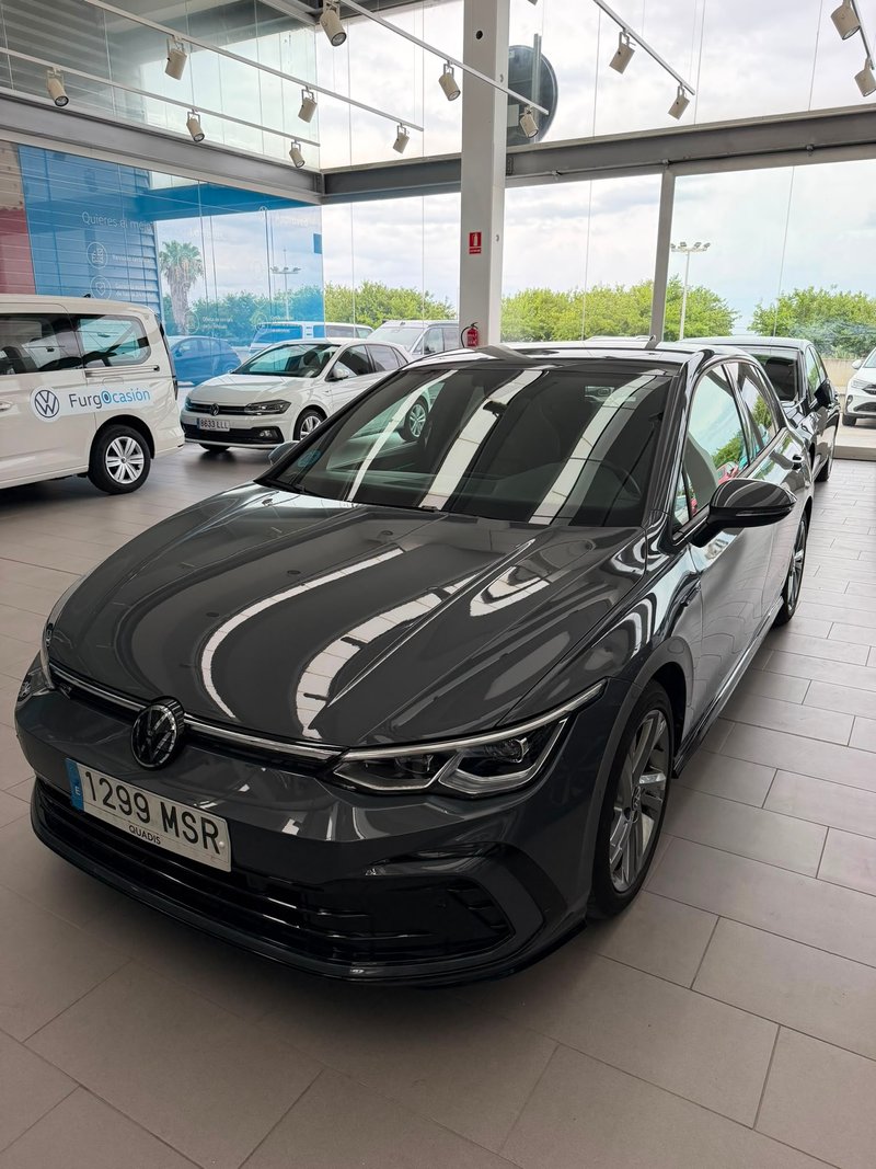 Volkswagen Golf 2024