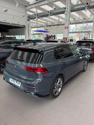 Volkswagen Golf 2024