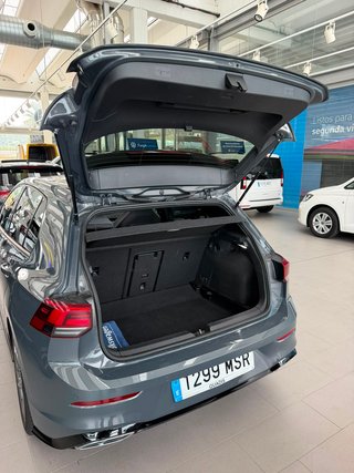 Volkswagen Golf 2024