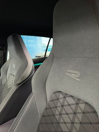 Volkswagen Golf 2024