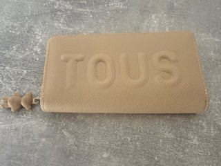 Cartera Beige y Dorada con Cremallera