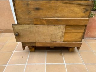 Gallinero madera artesanal con ventana