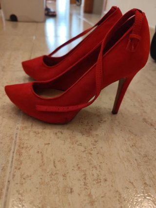 Zapatos Bershka Tacón Rojo Talla 37