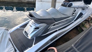 Yamaha WaveRunner FX Cruiser HO 2012