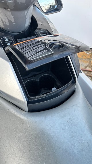 Yamaha WaveRunner FX Cruiser HO 2012