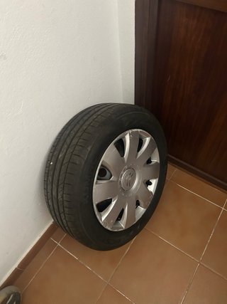 Rueda Citroën C4 16 205/55 R16 Tapacubos Azzora