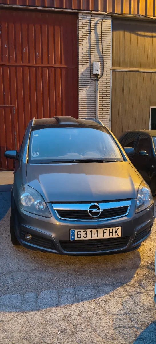 Opel Zafira 2006 - foto 1