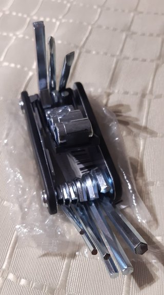 OFERTA. Accesorio bici: multiherramienta