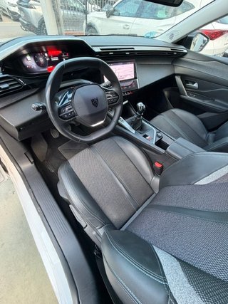 PEUGEOT 308 1.2 PureTech S&S Allure Pack 130