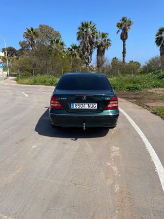 Mercedes-Benz Clase C 2005