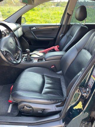 Mercedes-Benz Clase C 2005