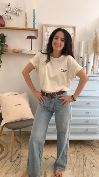 Camiseta personalizada bordada · fecha o coordenad