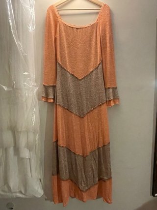 Vestido largo fiesta beige y coral. Usado una vez.