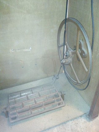 Máquina de coser antigua ALFA